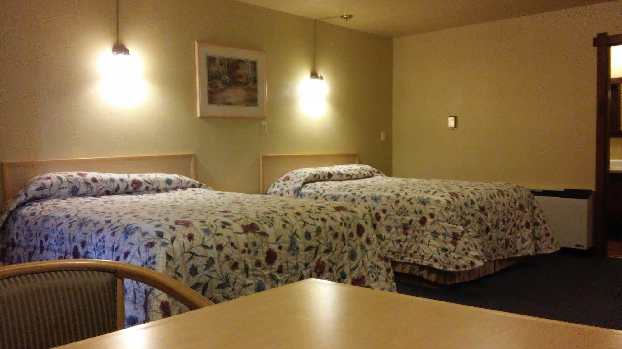 Budget Host Longhorn Motel Byers Ngoại thất bức ảnh